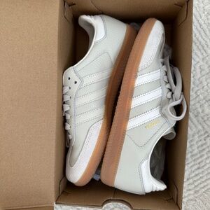 Adidas Samba OG Beige/White/Gum - NEW WITH BOX